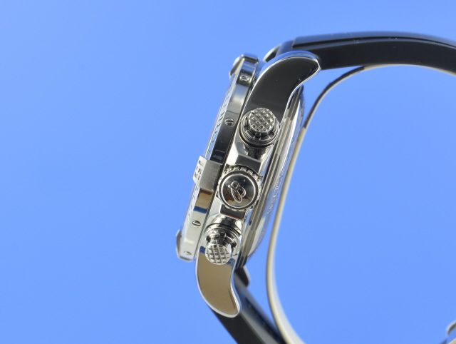 Breitling Avenger II  Chronograph