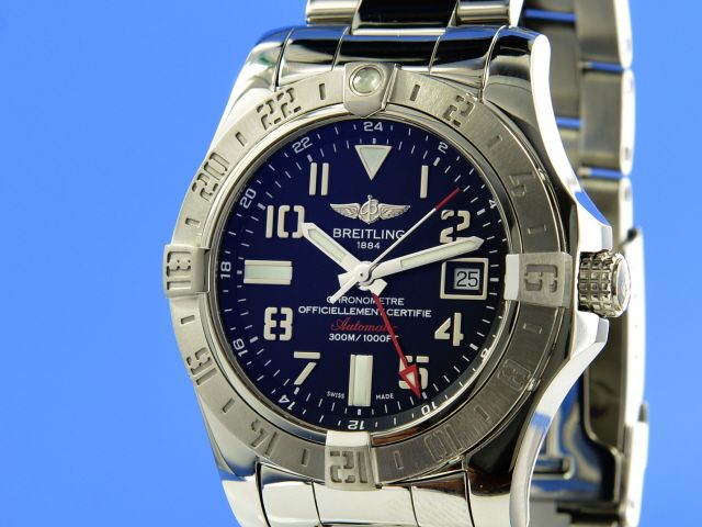 Breitling Avenger II GMT