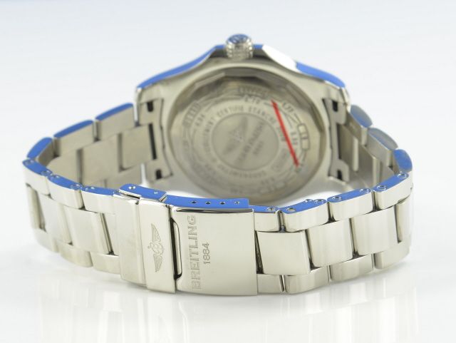 Breitling Avenger II GMT