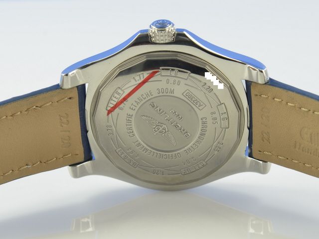 Breitling Avenger II GMT