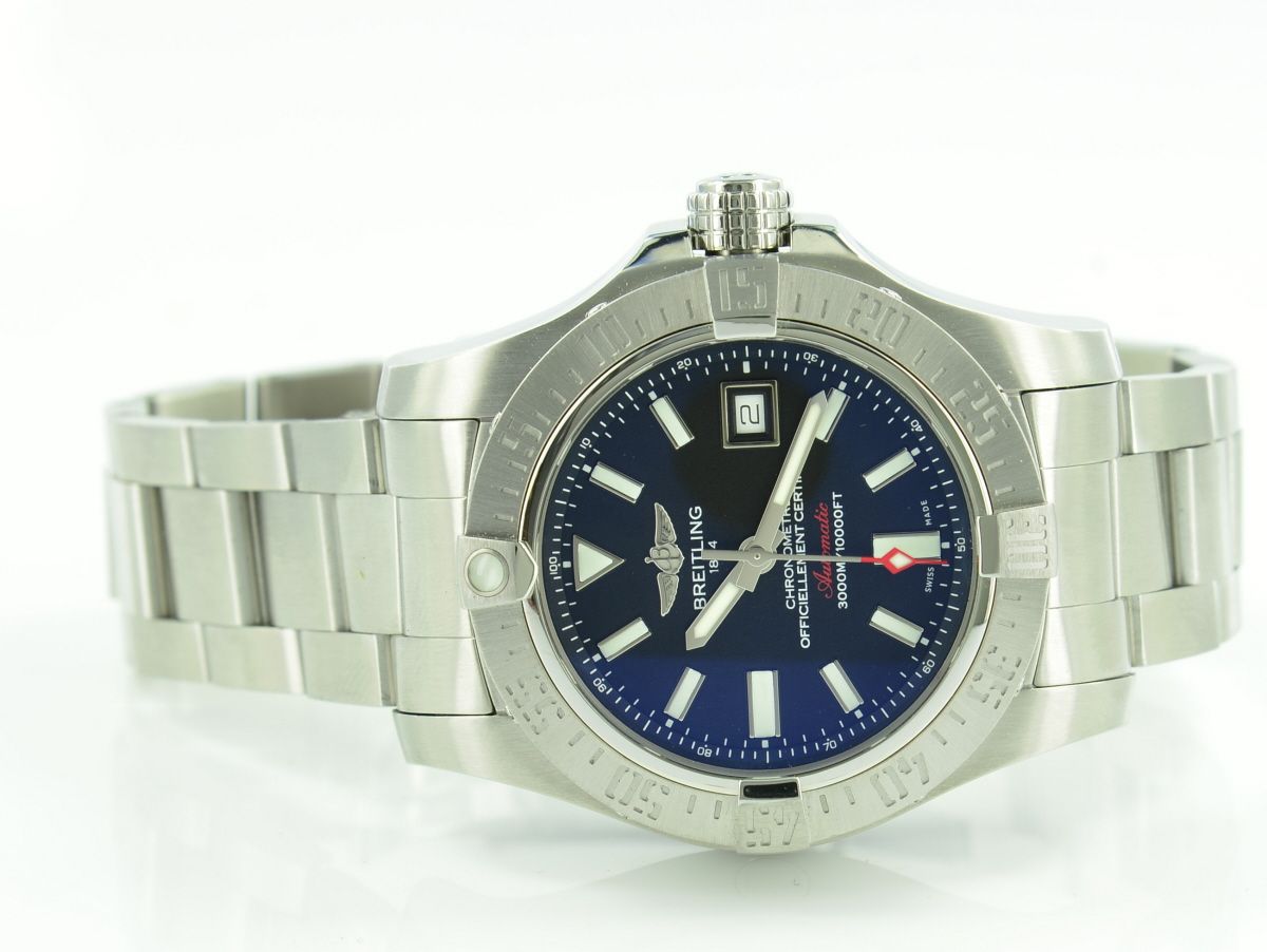 Breitling Avenger II Seawolf