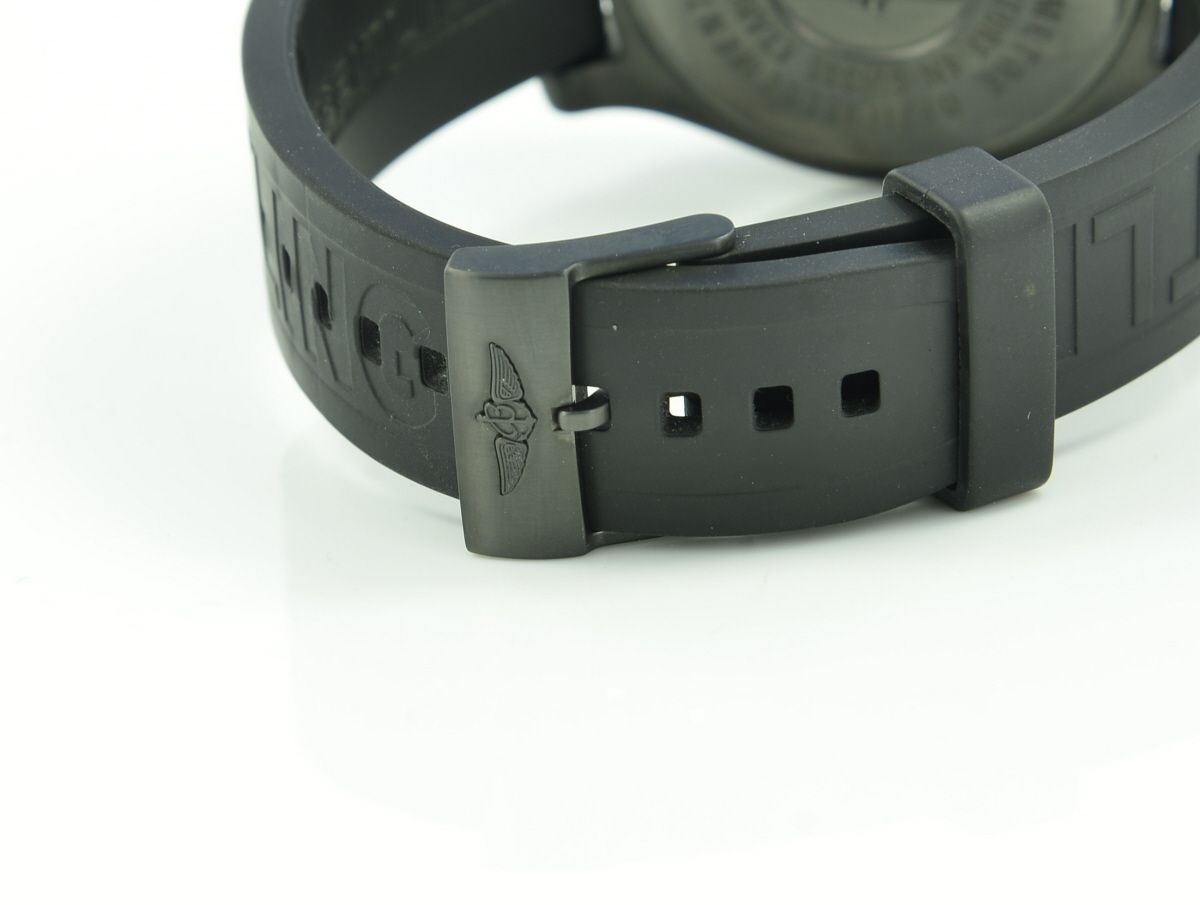 Breitling Avenger II Seawolf Blacksteel