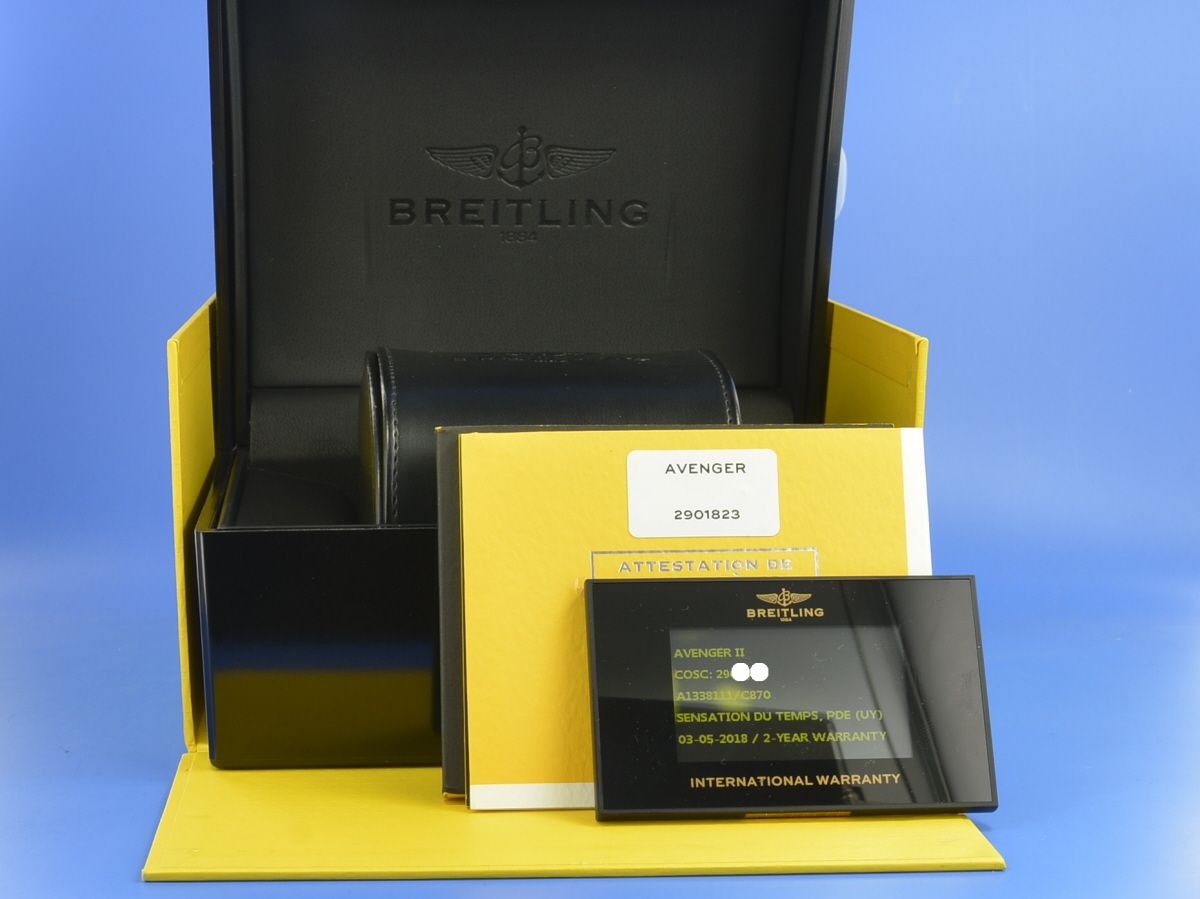 Breitling Avenger II Chronograph