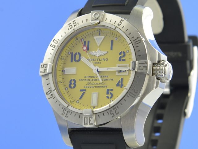 Breitling Avenger Seawolf