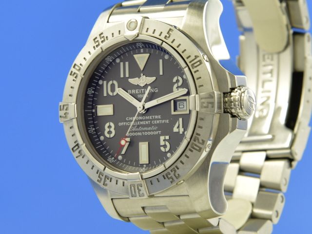 Breitling Avenger Seawolf