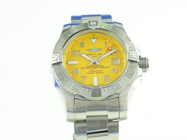 Breitling Avenger Seawolf Automatic 45 A17331