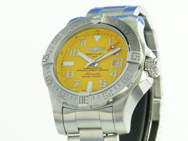 Breitling Avenger Seawolf Automatic 45 A17331