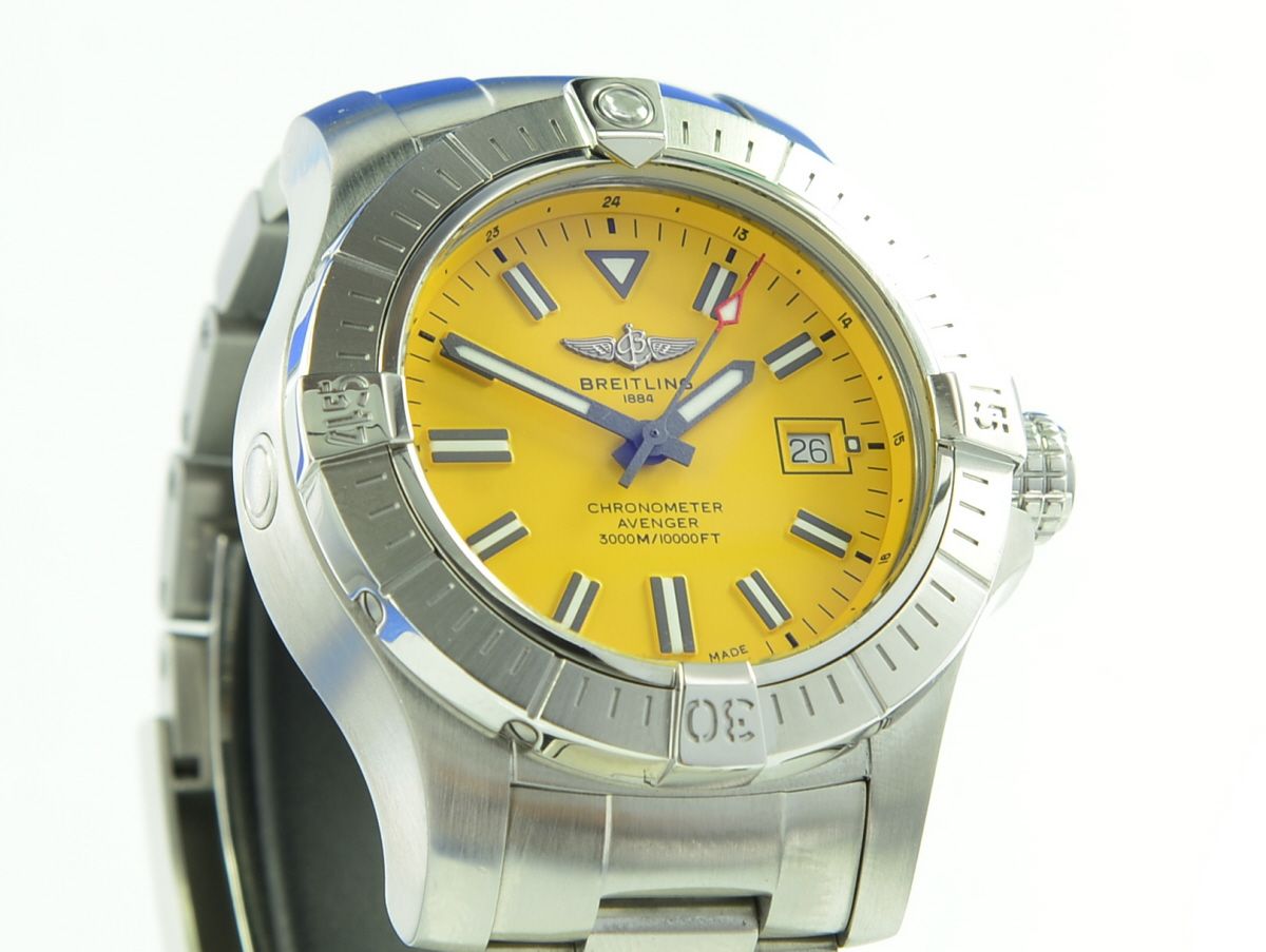 Breitling Avenger Seawolf Automatic 45 A17319