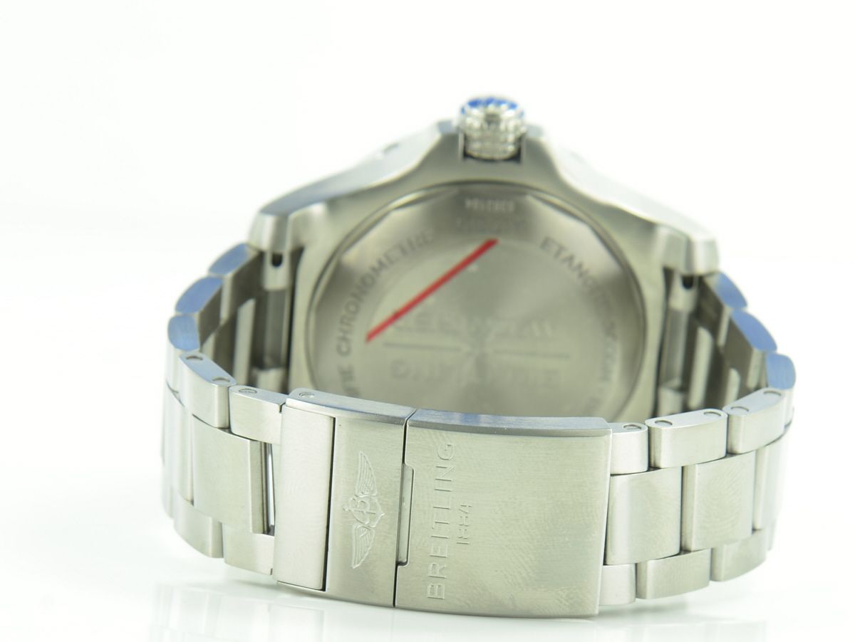 Breitling Avenger Seawolf Automatic 45 A17319