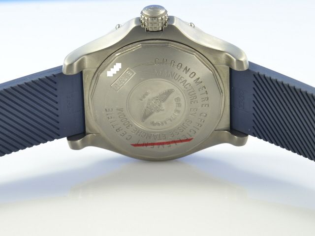 Breitling Avenger Seawolf Titan Automatik