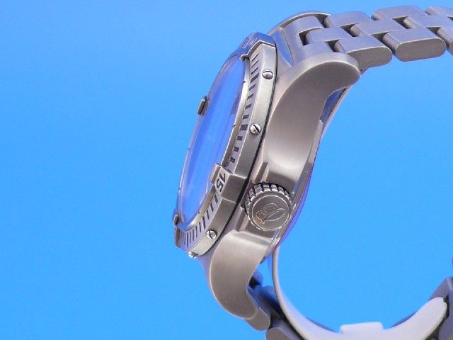 Breitling Avenger Seawolf Titan Utrinque Paratus