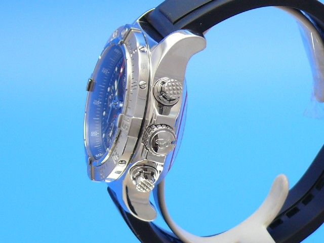 Breitling Avenger Skyland A13380