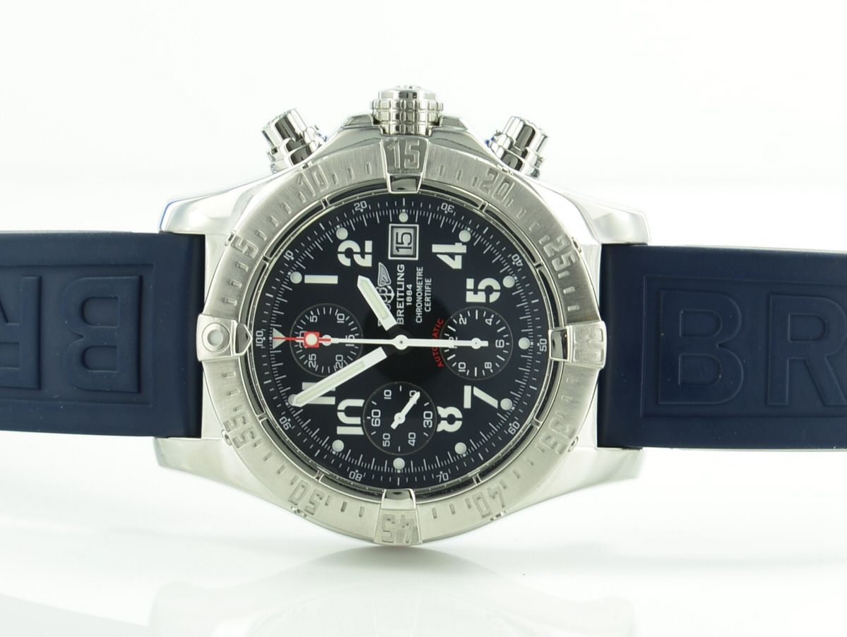 Breitling Avenger Skyland Chronograph A13380