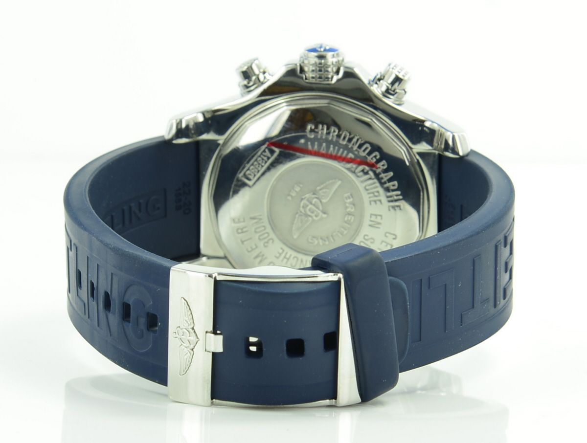 Breitling Avenger Skyland Chronograph A13380