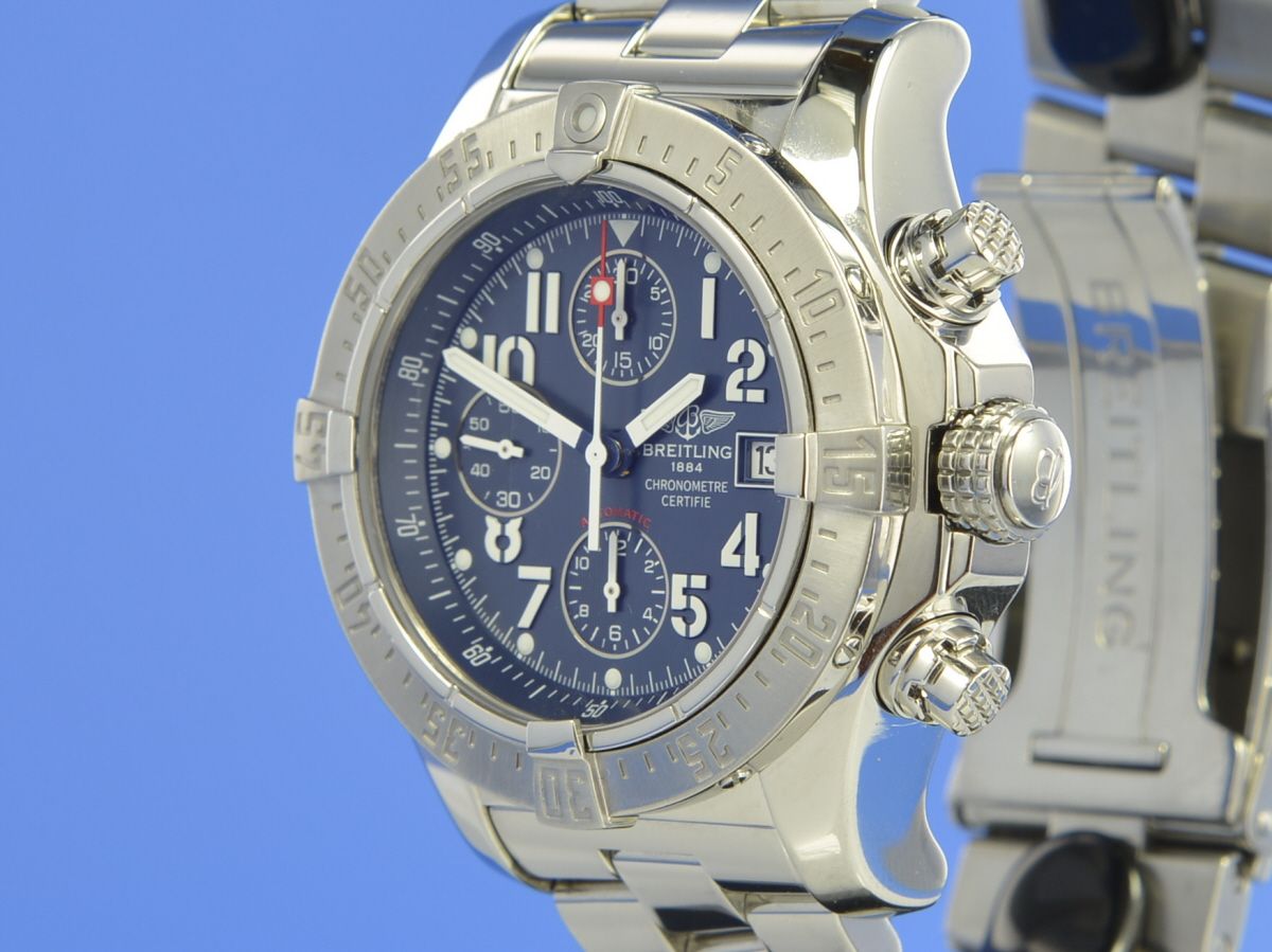 Breitling Avenger Skyland Chronograph