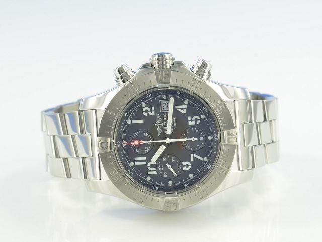 Breitling Avenger Skyland Chronograph