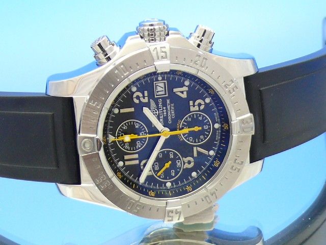 Breitling Avenger Skyland Ldt. Edition Code yello