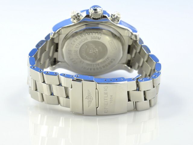 Breitling Avenger Skyland