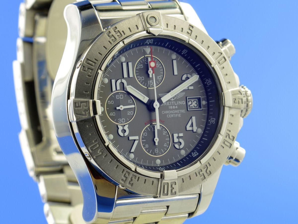 Breitling Avenger Skyland