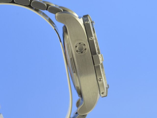 Breitling Avenger Titan