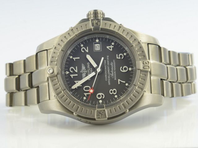 Breitling Avenger Titan
