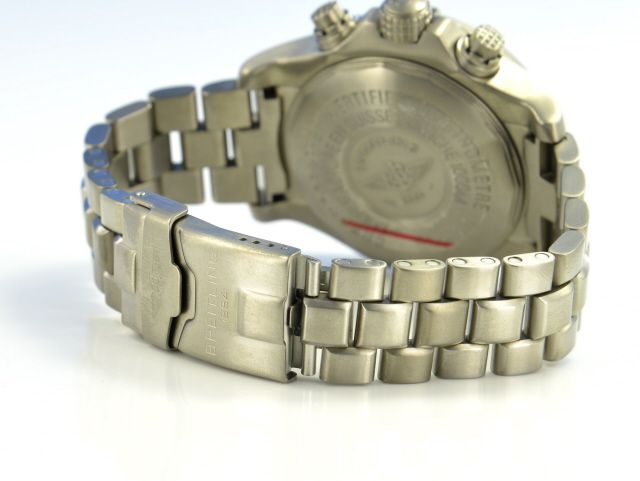 Breitling Chrono Avenger M1