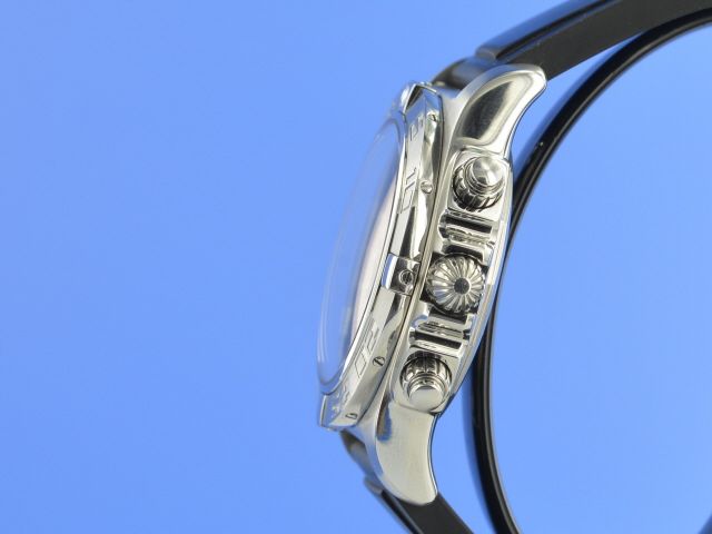Breitling Chronomat 44