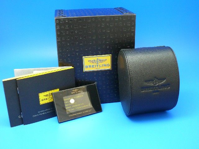 Breitling Chronomat 44 Airborne