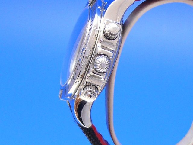 Breitling Chronomat 44 Airborne