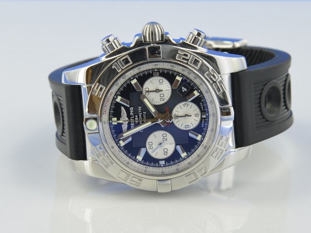 Breitling Chronomat 44 B01 Automatik Chronograph