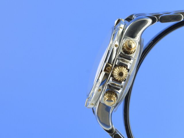 Breitling Chronomat 44 B01