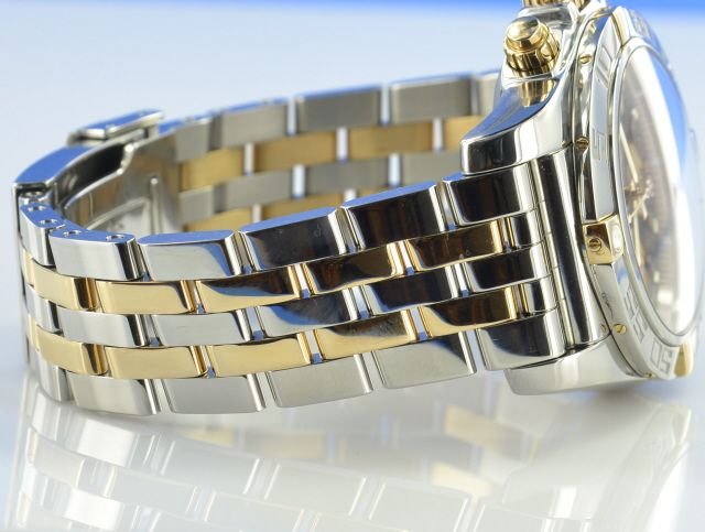 Breitling Chronomat 44 B01