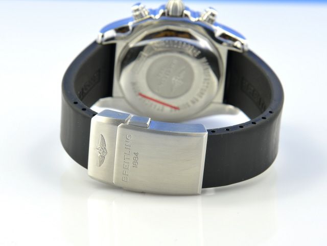 Breitling Chronomat 44 B01