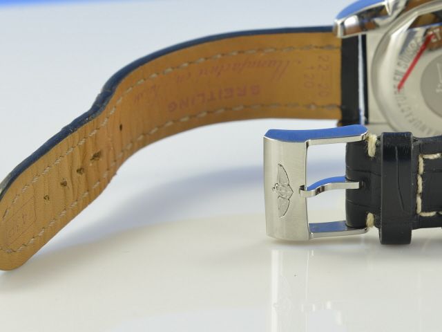 Breitling Chronomat 44 B01