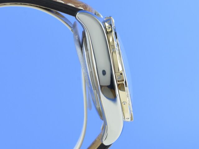 Breitling Chronomat 44