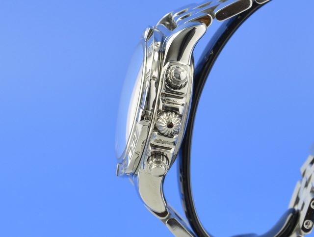 Breitling Chronomat 44