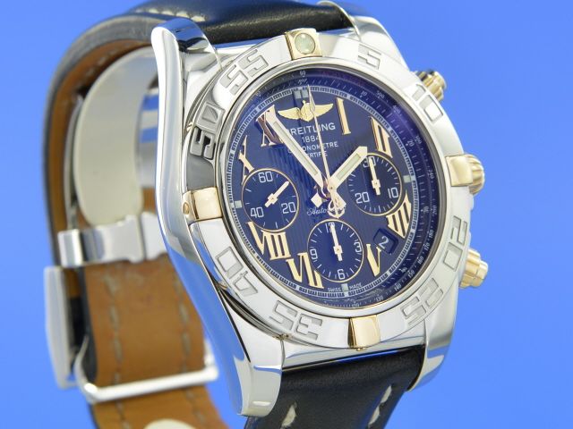 Breitling Chronomat 44