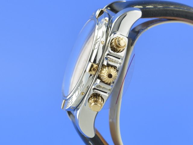 Breitling Chronomat 44