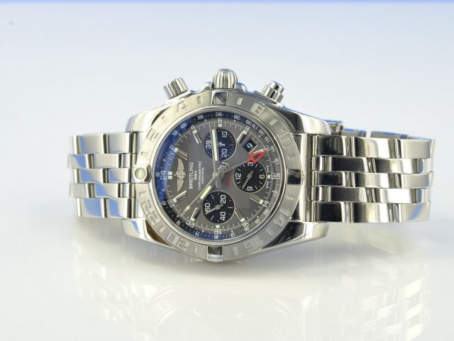 Breitling Chronomat 44mm Automatic GMT