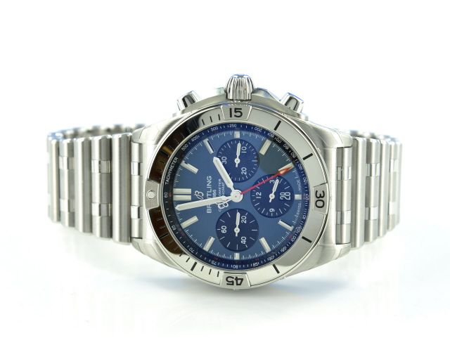 Breitling Chronomat B01 42