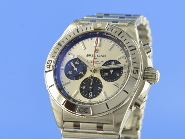Breitling Chronomat B01 42