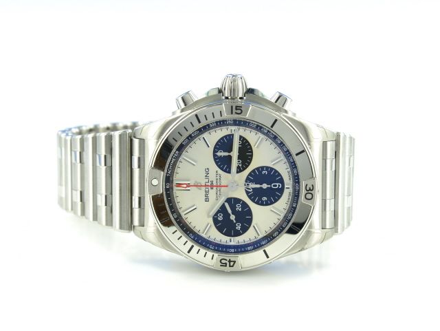 Breitling Chronomat B01 42