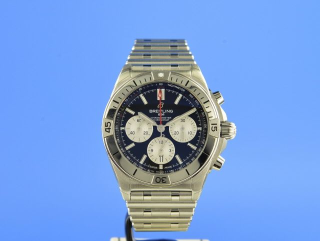 Breitling Chronomat B01 42