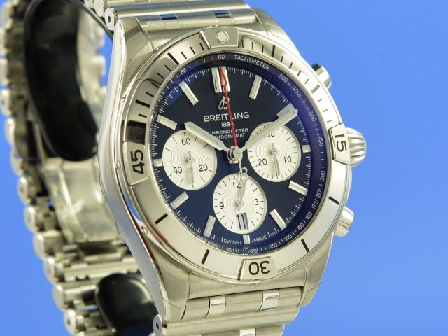 Breitling Chronomat B01 42