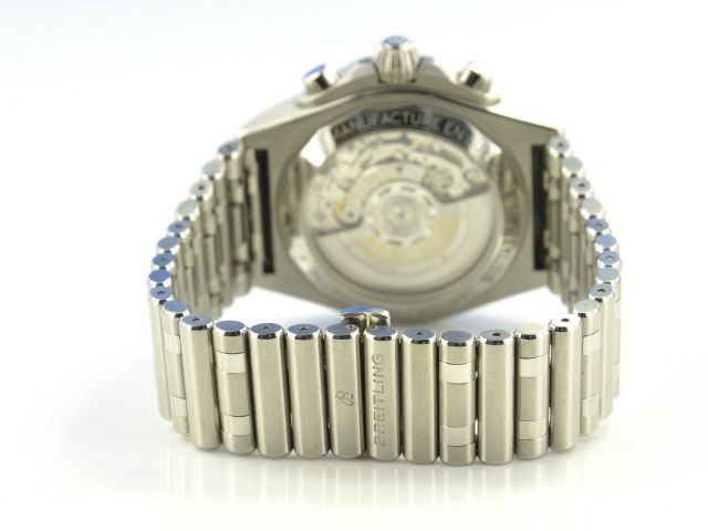 Breitling Chronomat B01 42