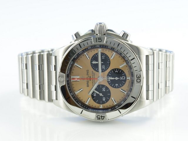 Breitling Chronomat B01 42