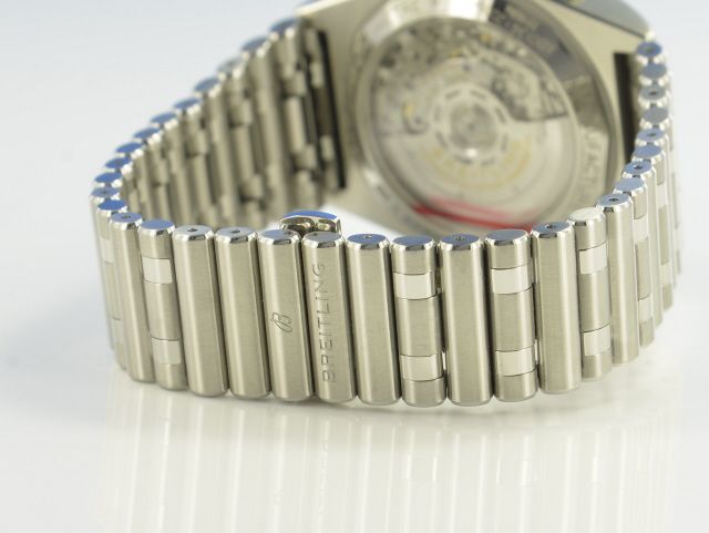 Breitling Chronomat B01