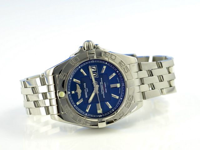 Breitling Galactic 41 Cockpit