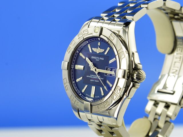 Breitling Galactic 41 Cockpit