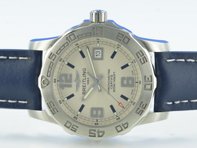 Breitling Colt 44